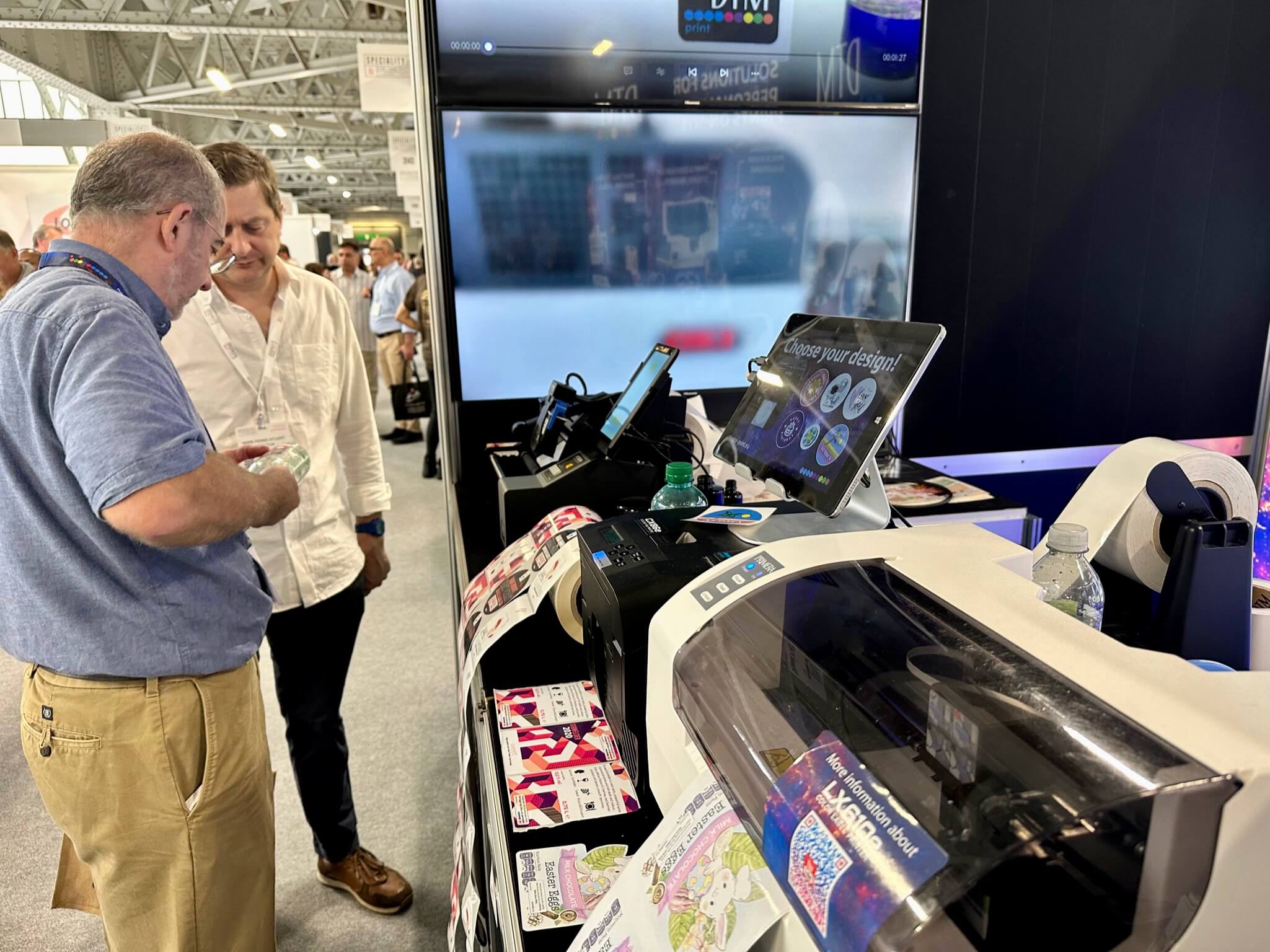show stand