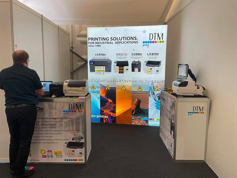 show stand