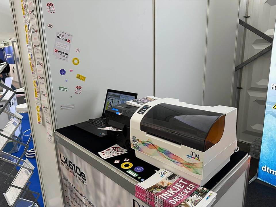 show stand