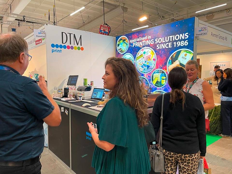 show stand